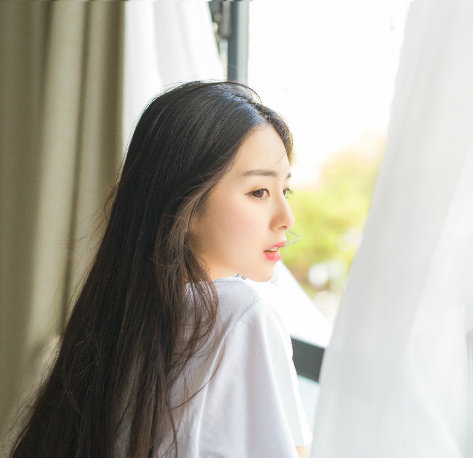 幸福是可以通过学习来获得的，尽管它不是我们的母语。——韩寒
